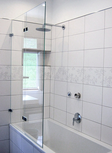 Шторка на ванну дверь-добор