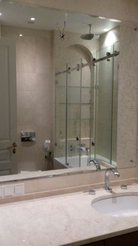 Душевая перегородка с двумя раздвижными дверьми