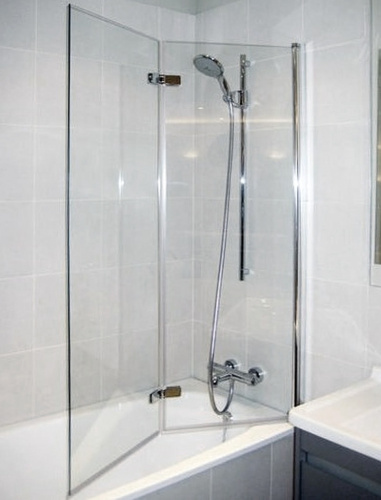 Душевая шторка на ванну складная