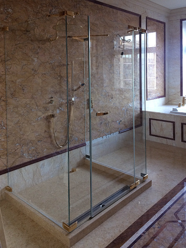 Душевая перегородка П-образная