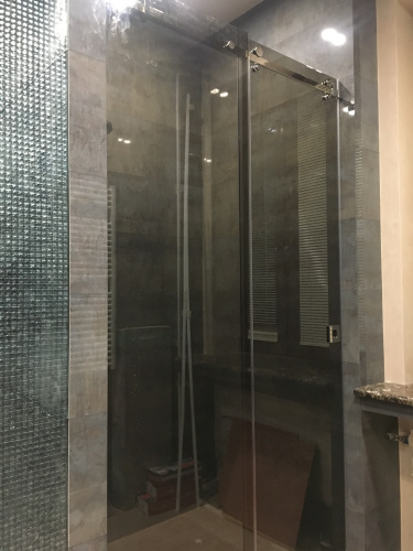 Душевая перегородка с раздвижной дверью