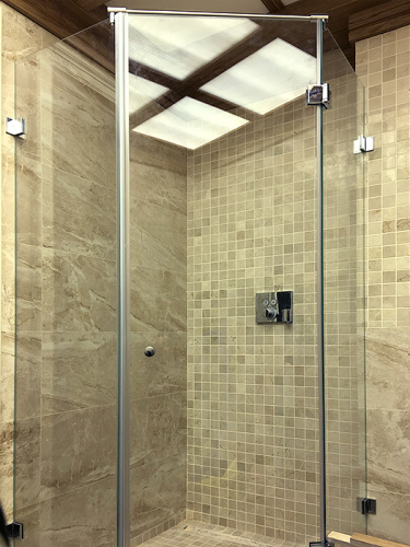 Душевая перегородка трапеция