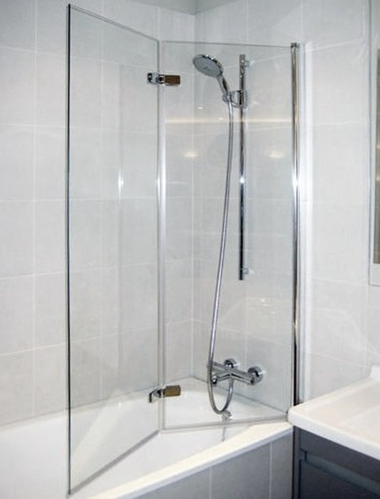 Душевая шторка на ванну складная