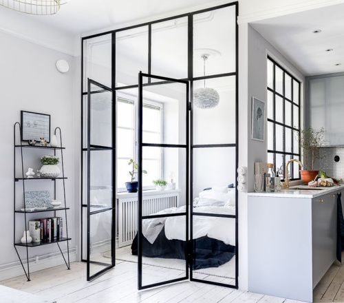 Перегородка с узким профилем