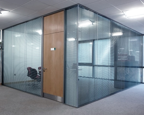 Перегородки с межрамными жалюзи