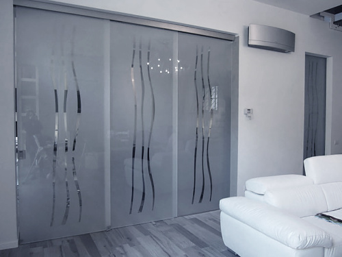 Двери cдвижные тройные и более