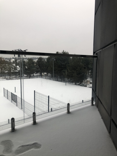 Ограждения балконов и террас на министойках с поручнем