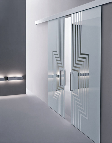 Двери раздвижные с закрытым треком