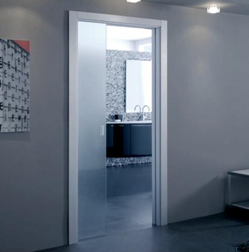 Дверь раздвижная со скрытым пеналом